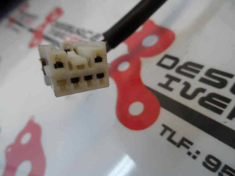 RETROVISOR DERECHO MITSUBISHI CARISMA BERINA 5 1998 1.9 TURBODIESEL (90 CV)