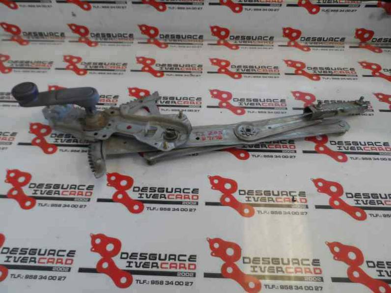 ELEVALUNAS TRASERO IZQUIERDO PEUGEOT 205 BERLINA 1993 1.8 D (58 CV)