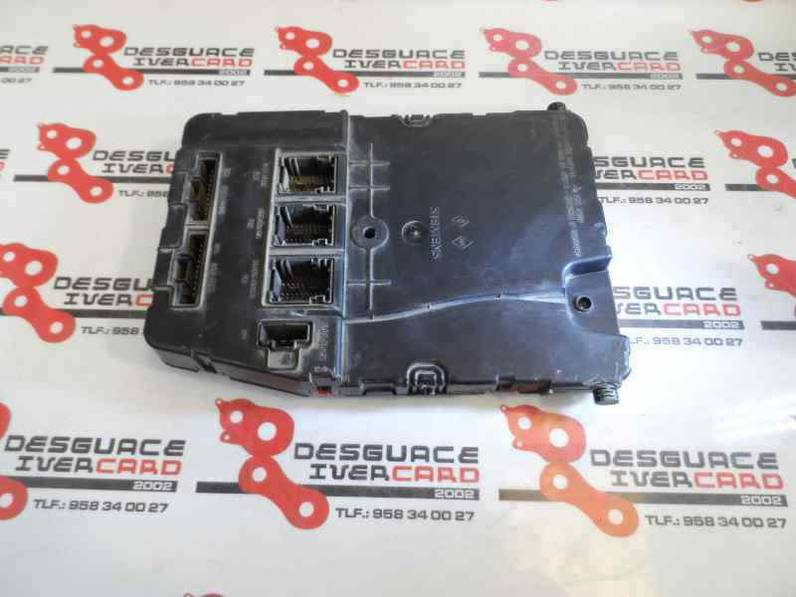 CAJA RELES FUSIBLES RENAULT MEGANE II BERLINA 3P 2005 1.6 16V (113 CV)