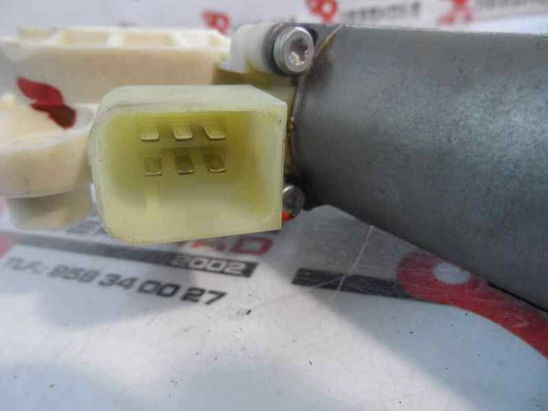 MOTOR ELEVALUNAS DELANTERO DERECHO MERCEDES CLASE CLK COUPE 2005 3.0 CDI (224 CV)