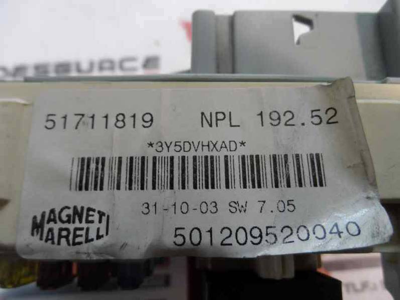 CAJA RELES FUSIBLES FIAT STILO 2004 1.9 JTD (116 CV)