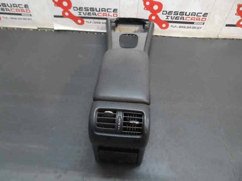 GUANTERA MERCEDES CLASE C SPORTCOUPE 2002 2.2 CDI (143 CV)