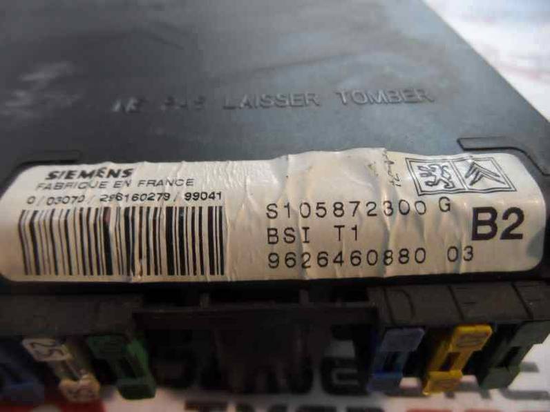 CAJA RELES FUSIBLES PEUGEOT 206 BERLINA 1999 1.9 D (69 CV)