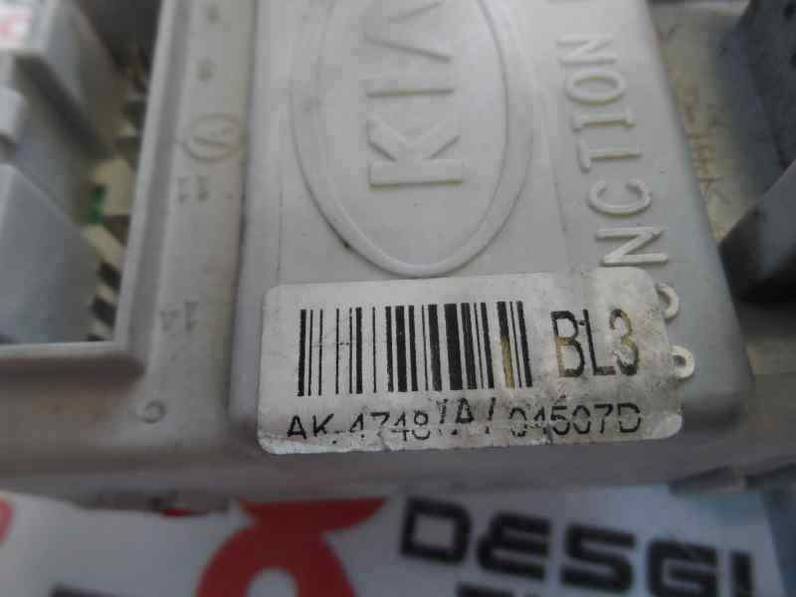 CAJA RELES FUSIBLES KIA SORENTO 2006 2.5 CRDI (140 CV)