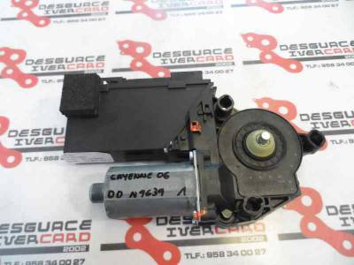 MOTOR ELEVALUNAS DELANTERO DERECHO PORSCHE CAYENNE 2006 4.5 V8 TURBO (450 CV)
