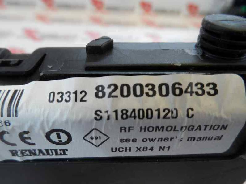 CAJA RELES FUSIBLES RENAULT SCENIC II 2004 1.5 DCI D (82 CV)