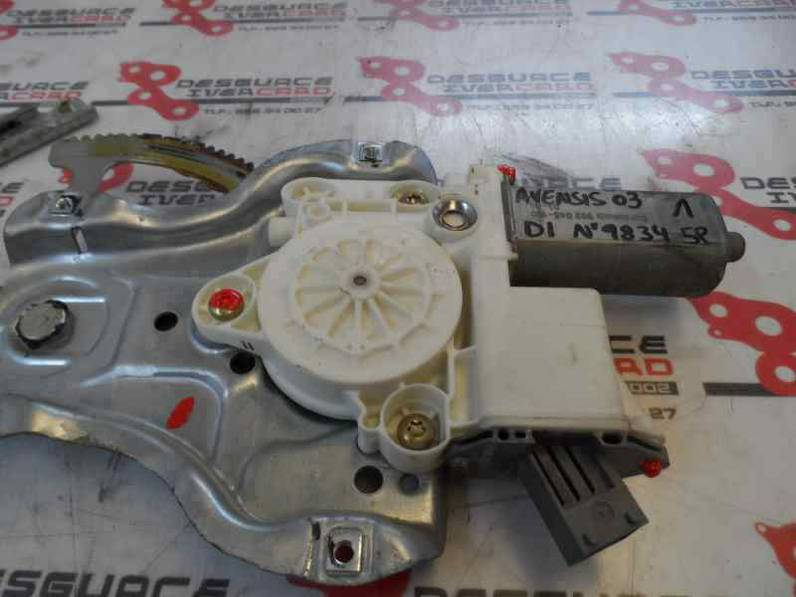 ELEVALUNAS DELANTERO IZQUIERDO TOYOTA AVENSIS BERLINA 2003 2.0 TURBODIESEL (116 CV)