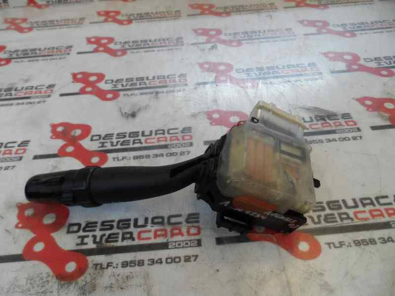 MANDO LUCES TOYOTA AVENSIS BERLINA 2003 2.0 TURBODIESEL (116 CV)