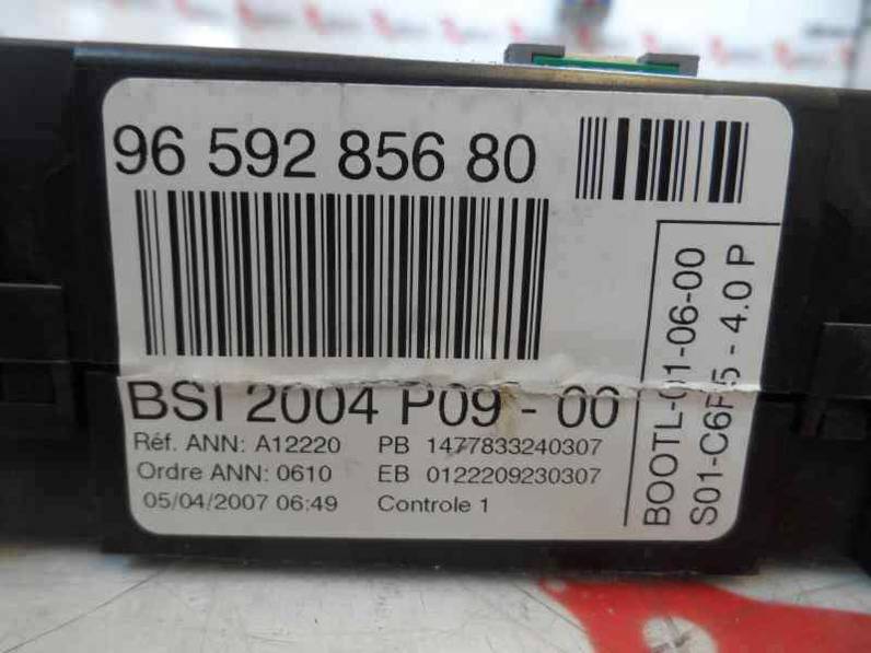 CAJA RELES FUSIBLES CITROEN C4 COUPE 2007 1.4 16V (88 CV)