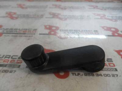 MANETA ELEVALUNAS DELANTERA IZQUIERDA DACIA SANDERO 2010 1.2 16V (75 CV)