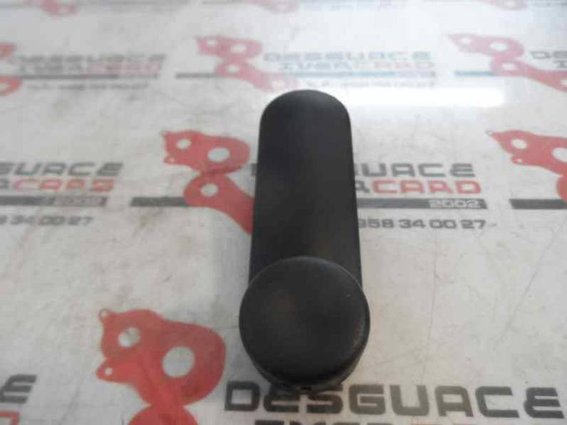 MANETA ELEVALUNAS DELANTERA IZQUIERDA DACIA SANDERO 2010 1.2 16V (75 CV)