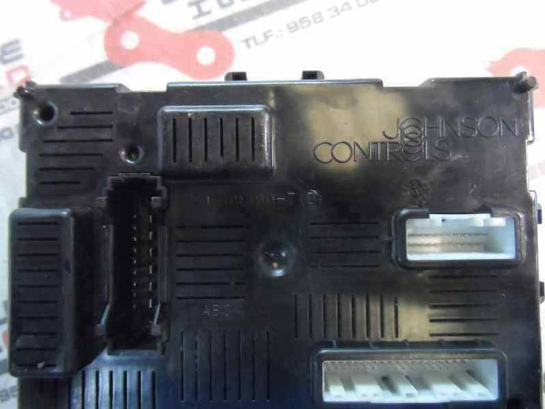 CAJA RELES FUSIBLES RENAULT CLIO III 2009 1.5 DCI D (68 CV)