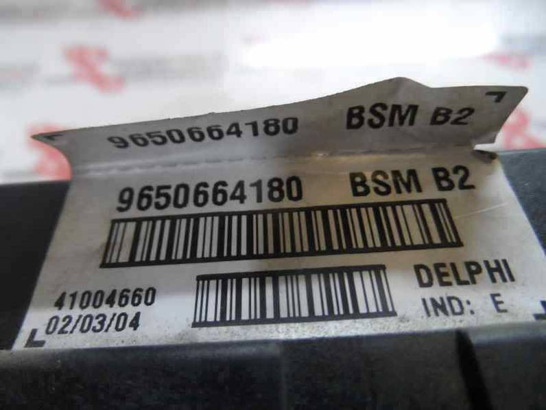 CAJA RELES FUSIBLES PEUGEOT 307 2004 1.4 HDI (68 CV)