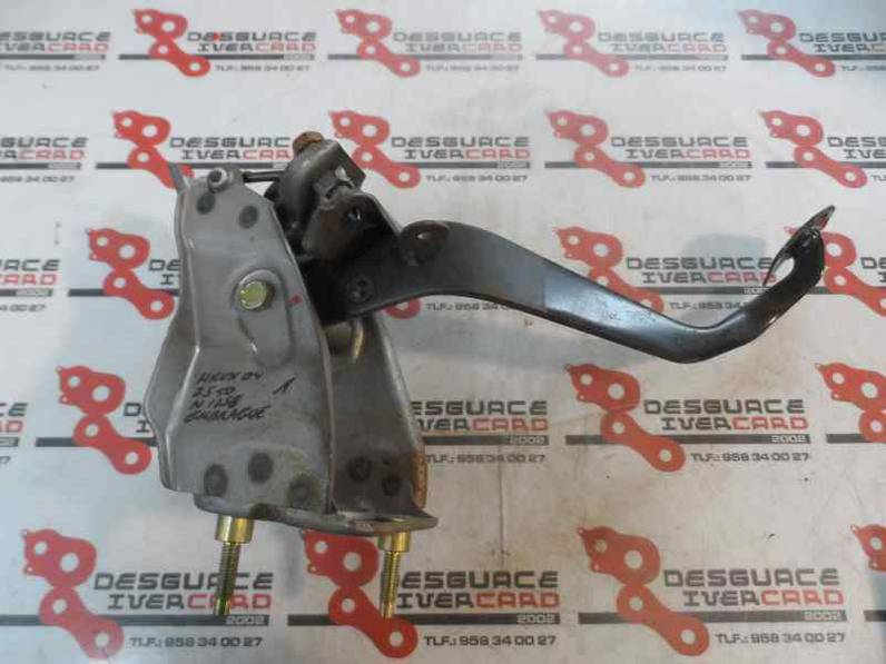 PEDAL EMBRAGUE TOYOTA HILUX 2004 2.5 D-4D