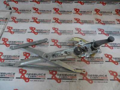 ELEVALUNAS DELANTERO IZQUIERDO TOYOTA HILUX 2004 2.5 D-4D