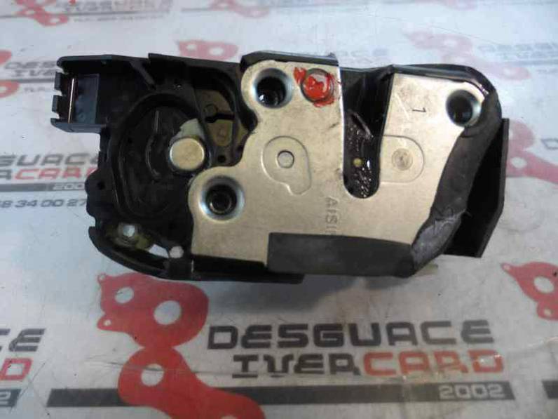 CERRADURA PUERTA DELANTERA DERECHA TOYOTA HILUX 2004 2.5 D-4D