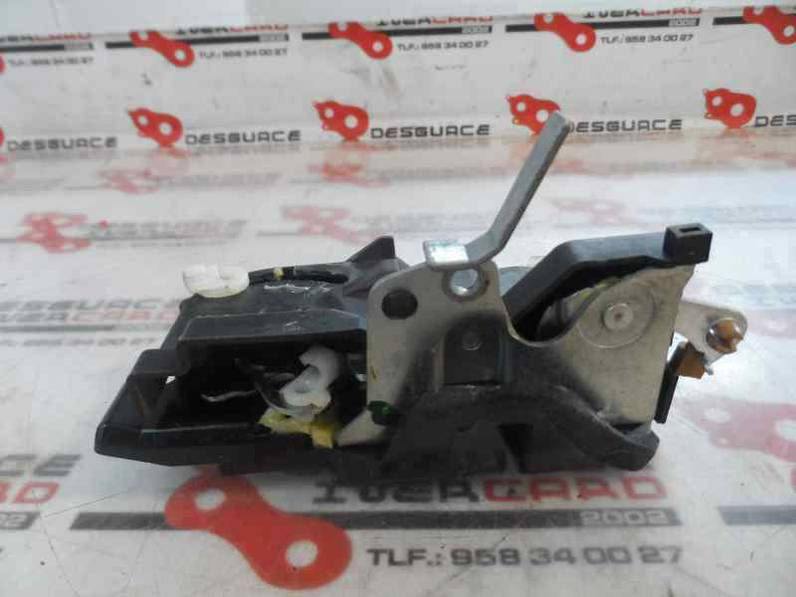 CERRADURA PUERTA DELANTERA DERECHA TOYOTA HILUX 2004 2.5 D-4D