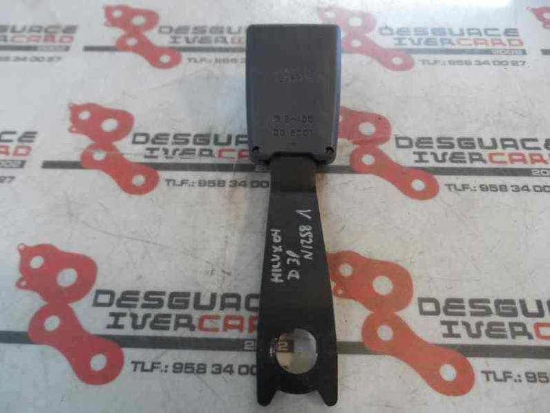 CINTURON SEGURIDAD DELANTERO DERECHO TOYOTA HILUX 2004 2.5 D-4D