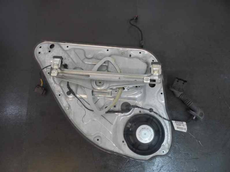 ELEVALUNAS TRASERO DERECHO FORD FOCUS LIM 2010 1.8 TDCI TURBODIESEL (116 CV)