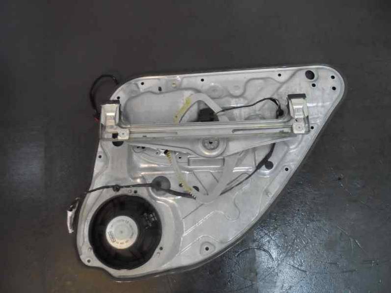 ELEVALUNAS TRASERO IZQUIERDO FORD FOCUS LIM 2010 1.8 TDCI TURBODIESEL (116 CV)