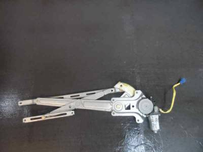 ELEVALUNAS DELANTERO DERECHO MAZDA PICK UP 2004