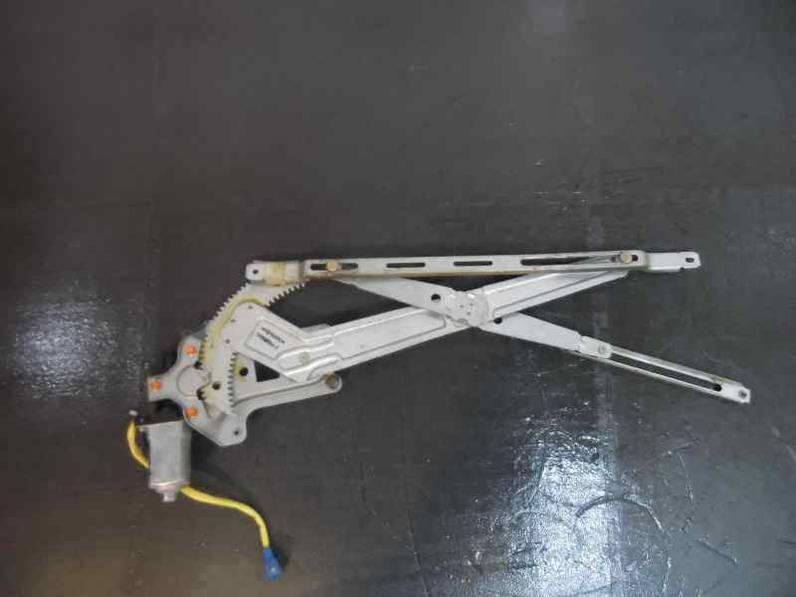 ELEVALUNAS DELANTERO DERECHO MAZDA PICK UP 2004