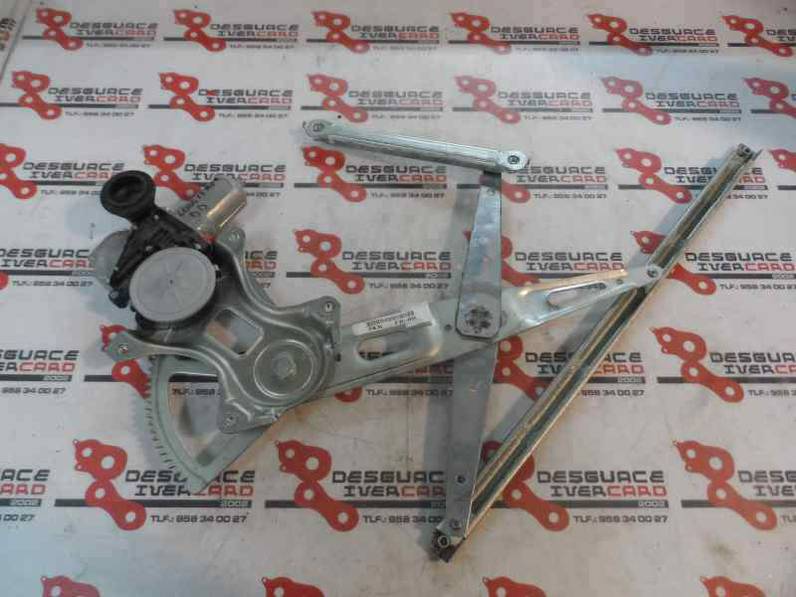 ELEVALUNAS DELANTERO DERECHO TOYOTA LEXUS IS 200 2009