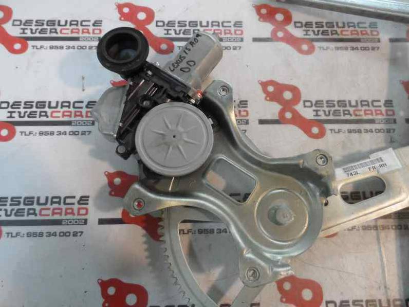 ELEVALUNAS DELANTERO DERECHO TOYOTA LEXUS IS 200 2009