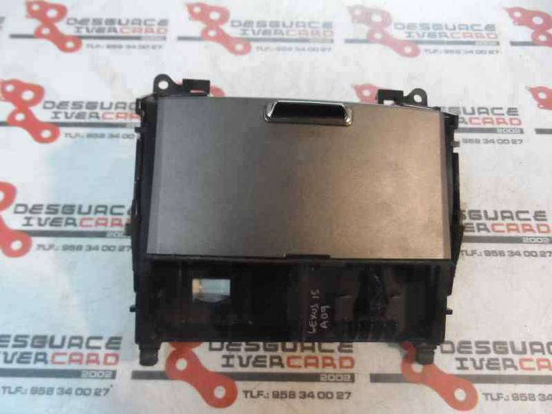 CENICERO TOYOTA LEXUS IS 200 2009