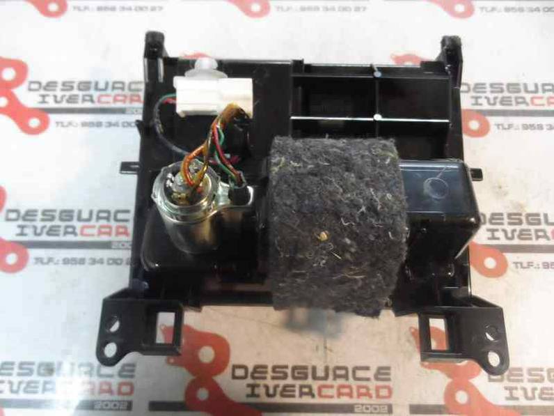 CENICERO TOYOTA LEXUS IS 200 2009