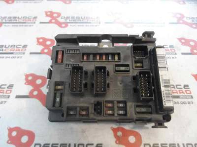 CAJA RELES FUSIBLES RENAULT CLIO II FASE I 1999 1.4 (75 CV)
