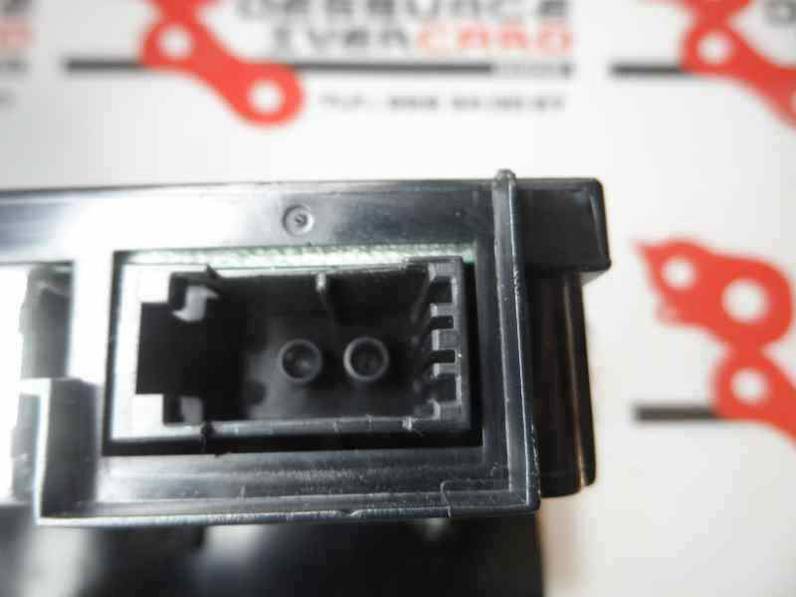 PANTALLA MULTIFUNCION VOLVO C30 2009 2.0 D (136 CV)