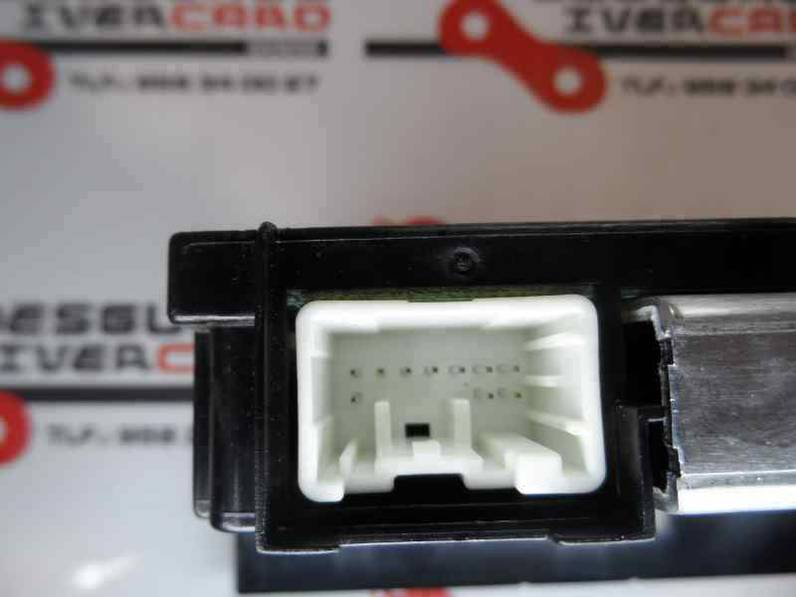 PANTALLA MULTIFUNCION VOLVO C30 2009 2.0 D (136 CV)