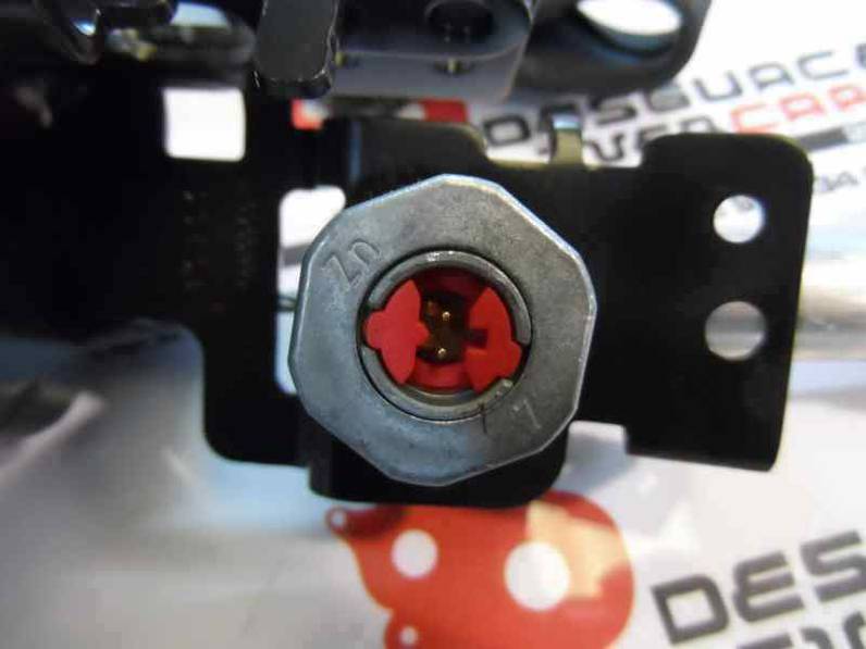 CINTURON SEGURIDAD DELANTERO DERECHO VOLVO C30 2009 2.0 D (136 CV)