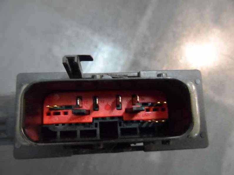 ELEVALUNAS DELANTERO IZQUIERDO VOLVO C30 2009 2.0 D (136 CV)