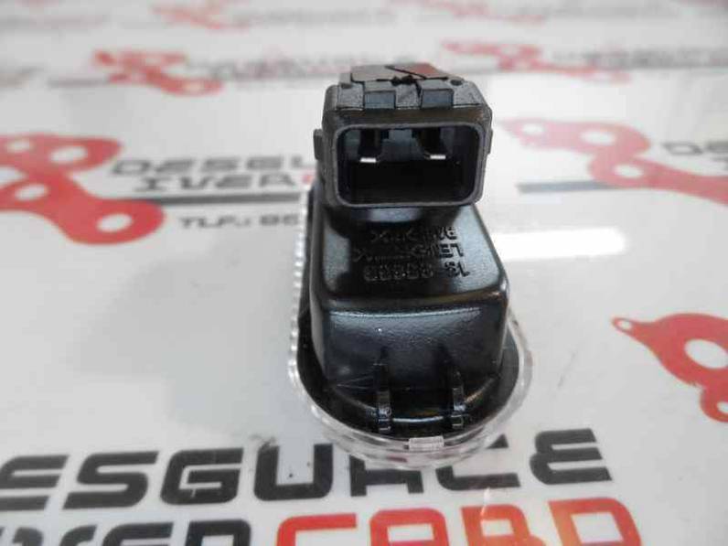 ALETA DELANTERA DERECHA VOLKSWAGEN GOLF III BERLINA 1991