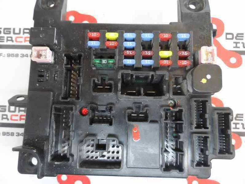 CAJA RELES FUSIBLES MITSUBISHI ASX 2011 1.6 (117 CV)