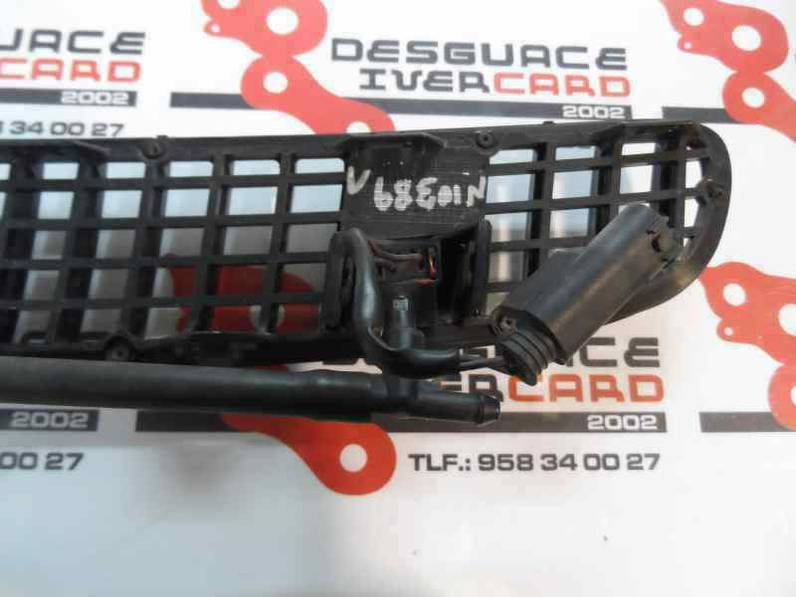 REJILLA DELANTERA BMW SERIE 3 BERLINA 1999 2.0 16V D (136 CV)