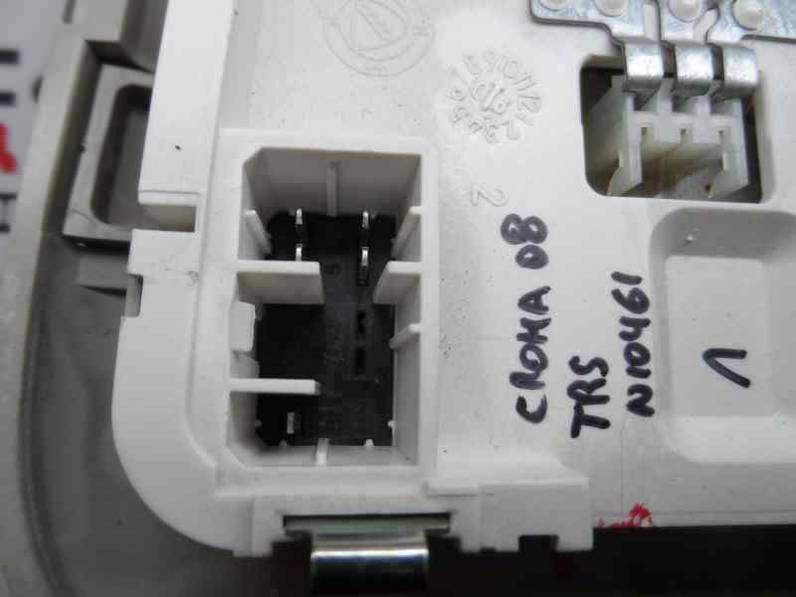 LUZ INTERIOR FIAT CROMA 2008 1.9 JTD 16V (150 CV)