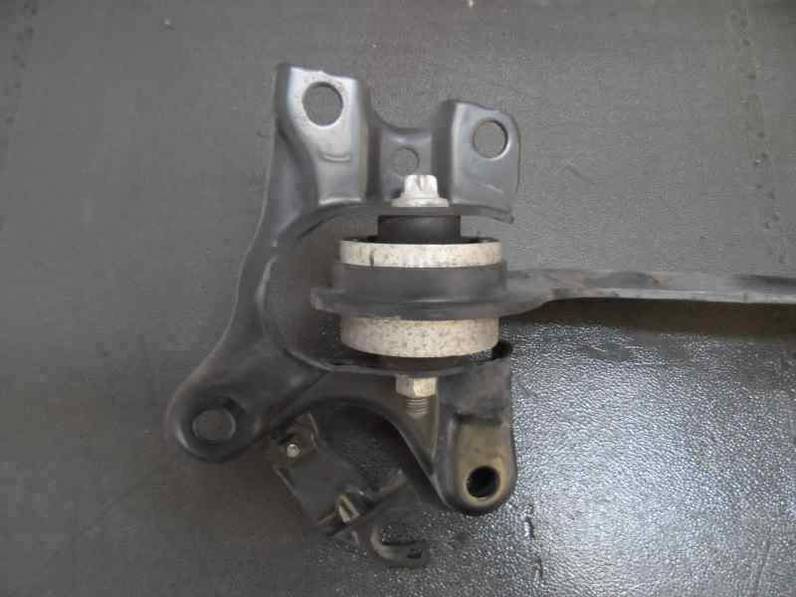 BRAZO SUSPENSION INFERIOR TRASERO DERECHO FIAT CROMA 2008 1.9 JTD 16V (150 CV)