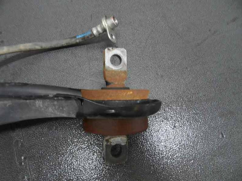 BRAZO SUSPENSION INFERIOR TRASERO DERECHO MITSUBISHI ASX 2011 1.6 (117 CV)