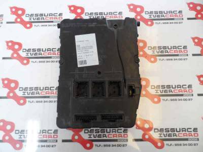 CAJA RELES FUSIBLES RENAULT MEGANE II BERLINA 3P 2005 1.6 (113 CV)