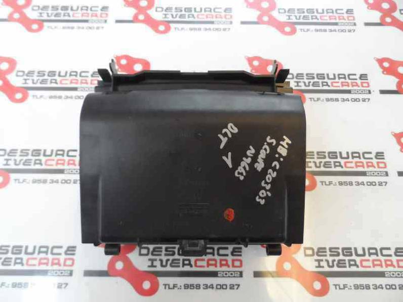 CENICERO MERCEDES CLASE C SPORTCOUPE 2003 2.2 CDI (143 CV)