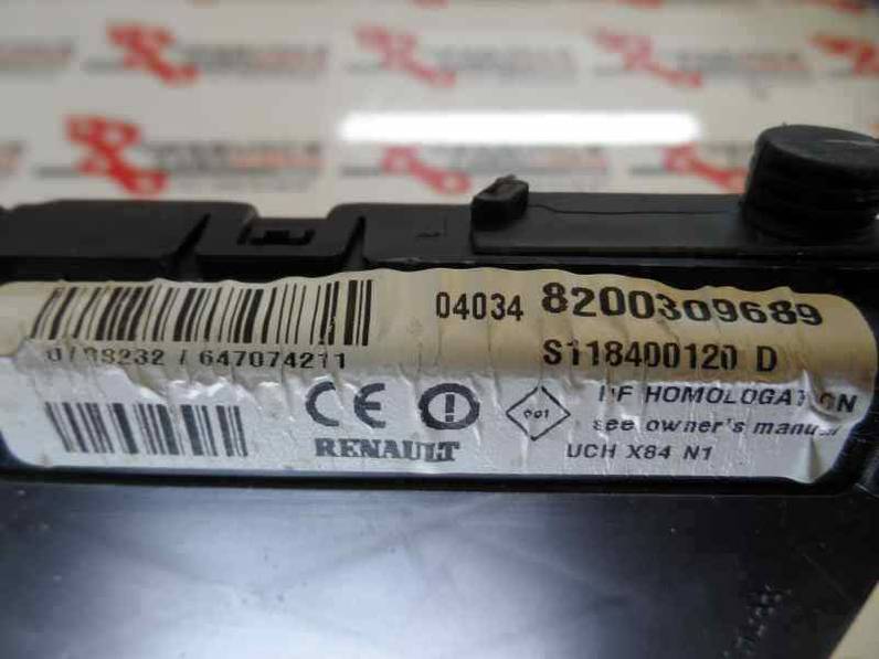 CAJA RELES FUSIBLES RENAULT SCENIC II 2004 1.5 DCI D (101 CV)