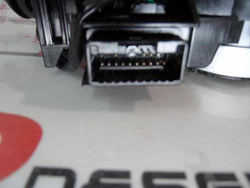 MANDO LUCES LEXUS IS200 2006 2.2 D-CAT (177 CV)