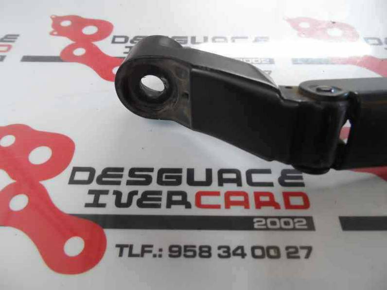 BRAZO LIMPIA DELANTERO IZQUIERDO LEXUS IS200 2006 2.2 D-CAT (177 CV)