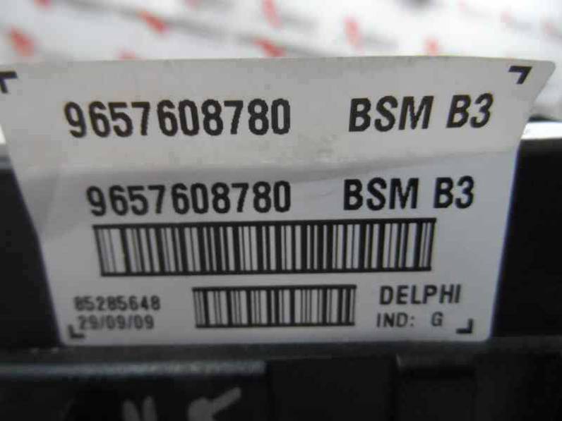 CAJA RELES FUSIBLES CITROEN XSARA PICASSO 2009 1.6 16V HDI (90 CV)