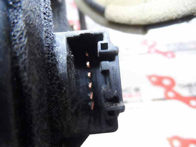 CERRADURA PUERTA TRASERA DERECHA MAZDA 6 BERLINA 2004 2.0 D (136 CV)