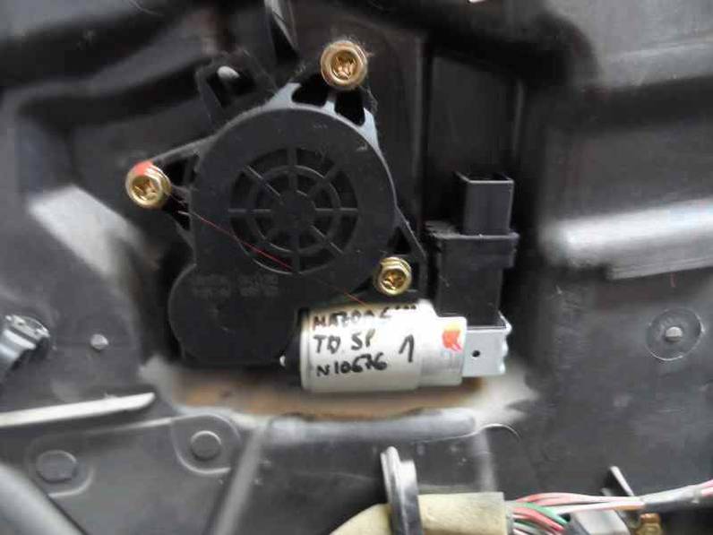 ELEVALUNAS TRASERO DERECHO MAZDA 6 BERLINA 2004 2.0 D (136 CV)