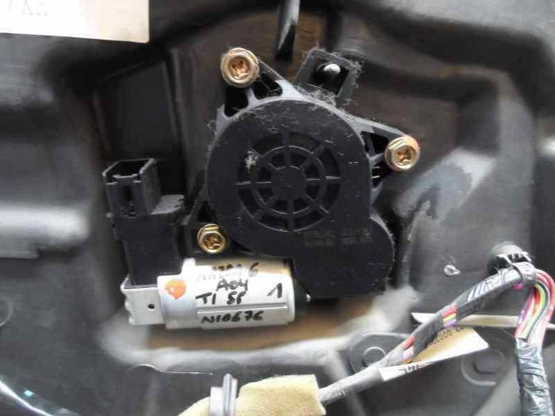 ELEVALUNAS TRASERO IZQUIERDO MAZDA 6 BERLINA 2004 2.0 D (136 CV)